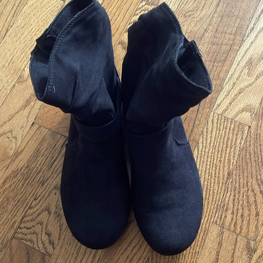 RAMPAGE SLOUCHED BOOTS LADIES BLACK FAUX SUEDE FLAT BOOTSSZ 7.5 EC ANKLE BENELLI